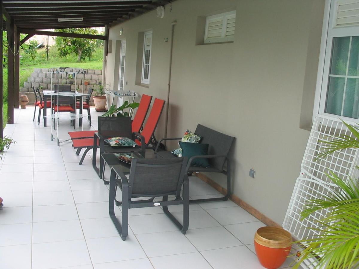 Petit Paradis Apartment Morne la Valeur Exterior photo